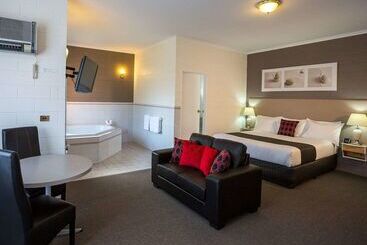 هتل Comfort Inn & Suites King Avenue