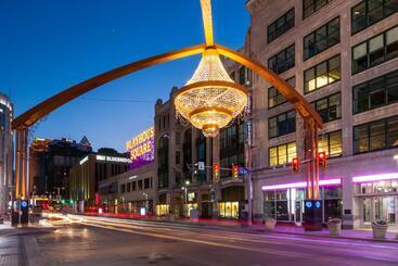 هتل Crowne Plaza Cleveland At Playhouse Square, An Ihg