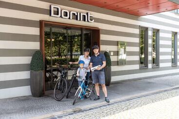 هتل Dorint Am Goethepark Weimar