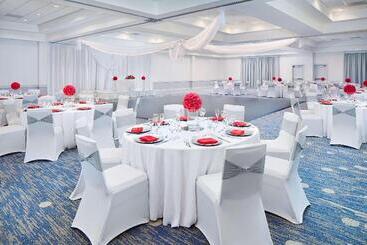 هتل Doubletree By Hilton Los Angeles   Commerce