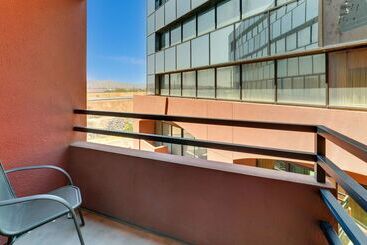 هتل Drury Inn & Suites Phoenix Airport