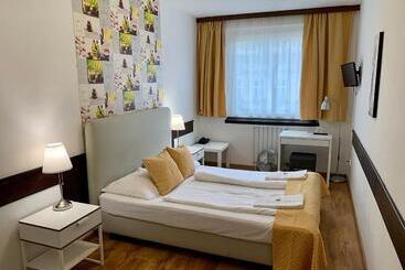 هتل Gloria Budapest City Center