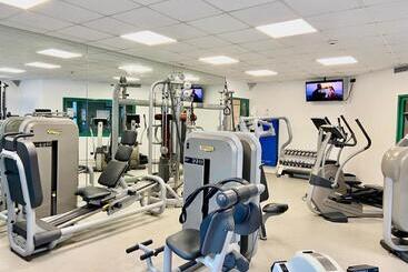 هتل Holiday Inn Calais Coquelles, An Ihg