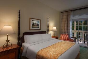 هتل Marriott's Manor Club at Ford's Colony