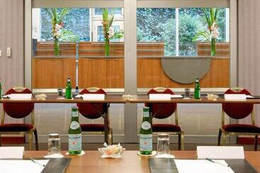 هتل Mercure Paris 19 Philharmonie La Villette