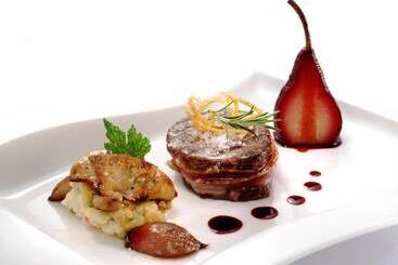 هتل Perla, Resort & Entertainment