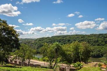 Pirayu Hotel & Resort