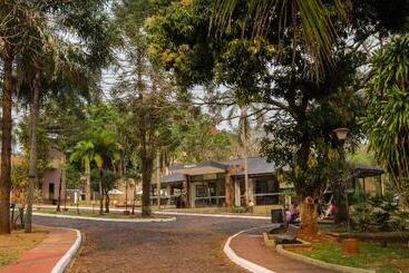 Pirayu Hotel & Resort
