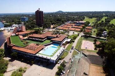 هتل Yacht & Golf Club Paraguayo, A Tribute Portfolio Resort