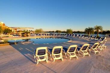 هتل Yacht & Golf Club Paraguayo, A Tribute Portfolio Resort