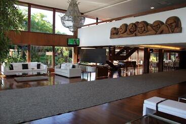 هتل Yacht & Golf Club Paraguayo, A Tribute Portfolio Resort