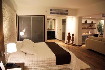 هتل Yacht & Golf Club Paraguayo, A Tribute Portfolio Resort