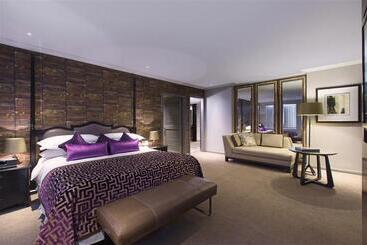 Отель Sheraton Grand Sydney Hyde Park