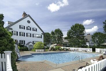 هتل The Essex Resort & Spa