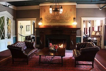 هتل The Historic Redstone Inn