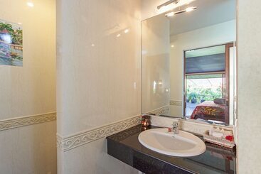 هتل Tropica Bungalow Beach