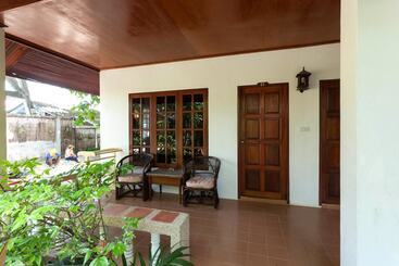 هتل Tropica Bungalow Beach