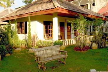 هتل Tropica Bungalow Beach