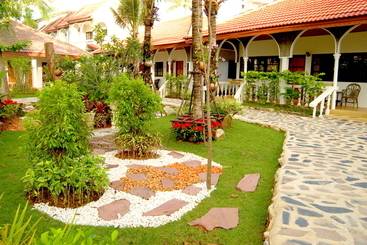 هتل Tropica Bungalow Beach