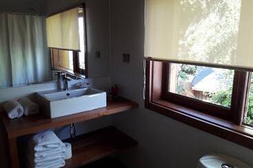 هتل Y Cabañas El Parque