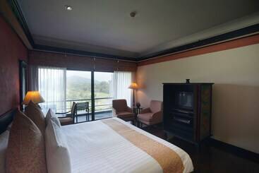 هتل Blue Canyon Country Club