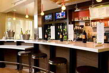 هتل Courtyard Sacramento Airport Natomas