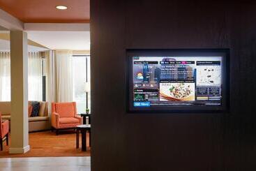 هتل Courtyard Sacramento Airport Natomas