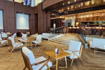 Mangkuluhur Artotel Suites
