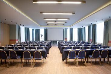 Hotel Dolce By Wyndham Athens Attica Riviera