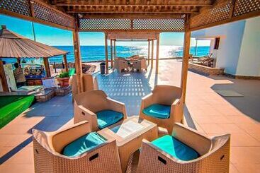 هتل Dyarna Dahab