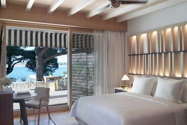 هتل Four Seasons Astir Palace Athens