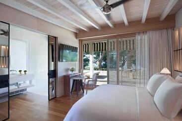هتل Four Seasons Astir Palace Athens