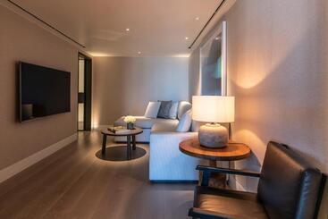 هتل Four Seasons Astir Palace Athens