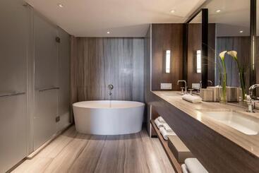 هتل Four Seasons Astir Palace Athens