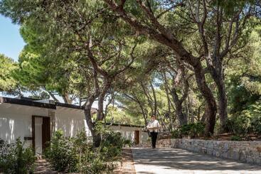 هتل Four Seasons Astir Palace Athens