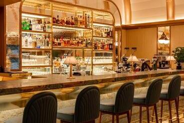 هتل Four Seasons Astir Palace Athens