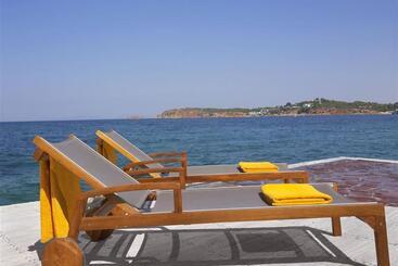 هتل Four Seasons Astir Palace Athens