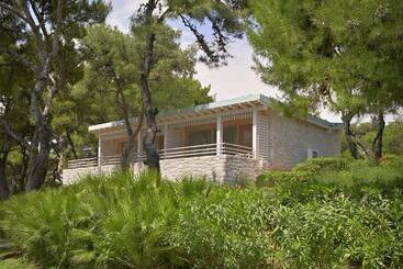 هتل Four Seasons Astir Palace Athens