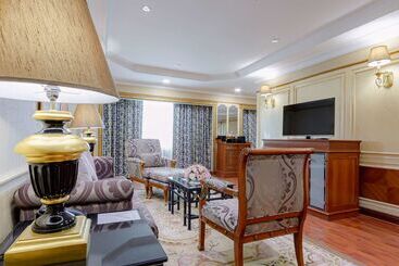 Golden Tulip Sovereign Hotel Bangkok