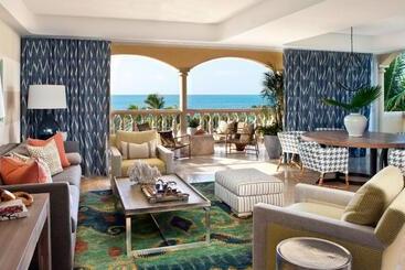 هتل Grace Bay Club