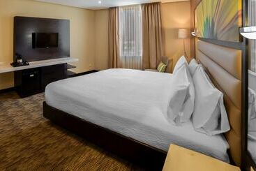 هتل Hilton Garden Inn Guatemala City