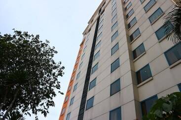 هتل Arcadia Mangga Dua By Horison