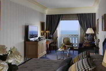 هتل Intercontinental Le Vendôme Beirut