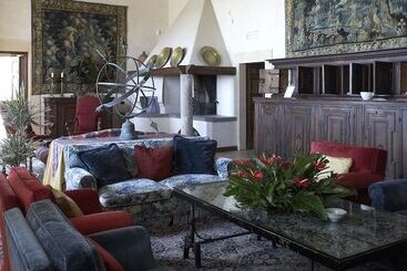 La Posta Vecchia Hotel