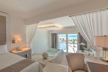 هتل Le Blanc Resort Cancun Adults Only   All Inclusive
