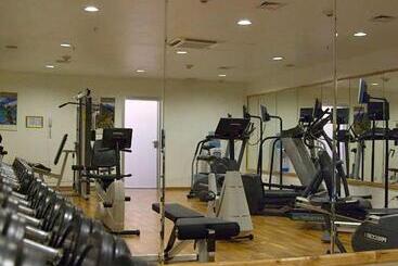 호텔 Moscow Marriott Tverskaya