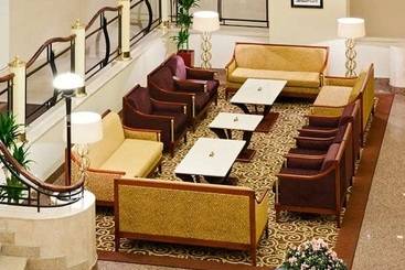 호텔 Moscow Marriott Tverskaya
