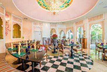 هتل Royal Wing Suites & Spa Pattaya