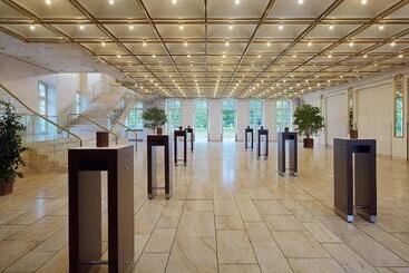 هتل Sheraton Offenbach