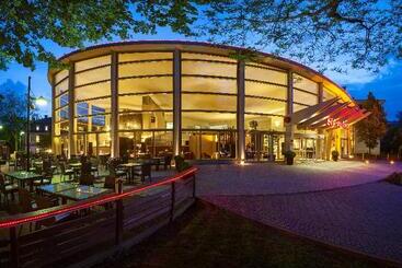 هتل Sheraton Offenbach